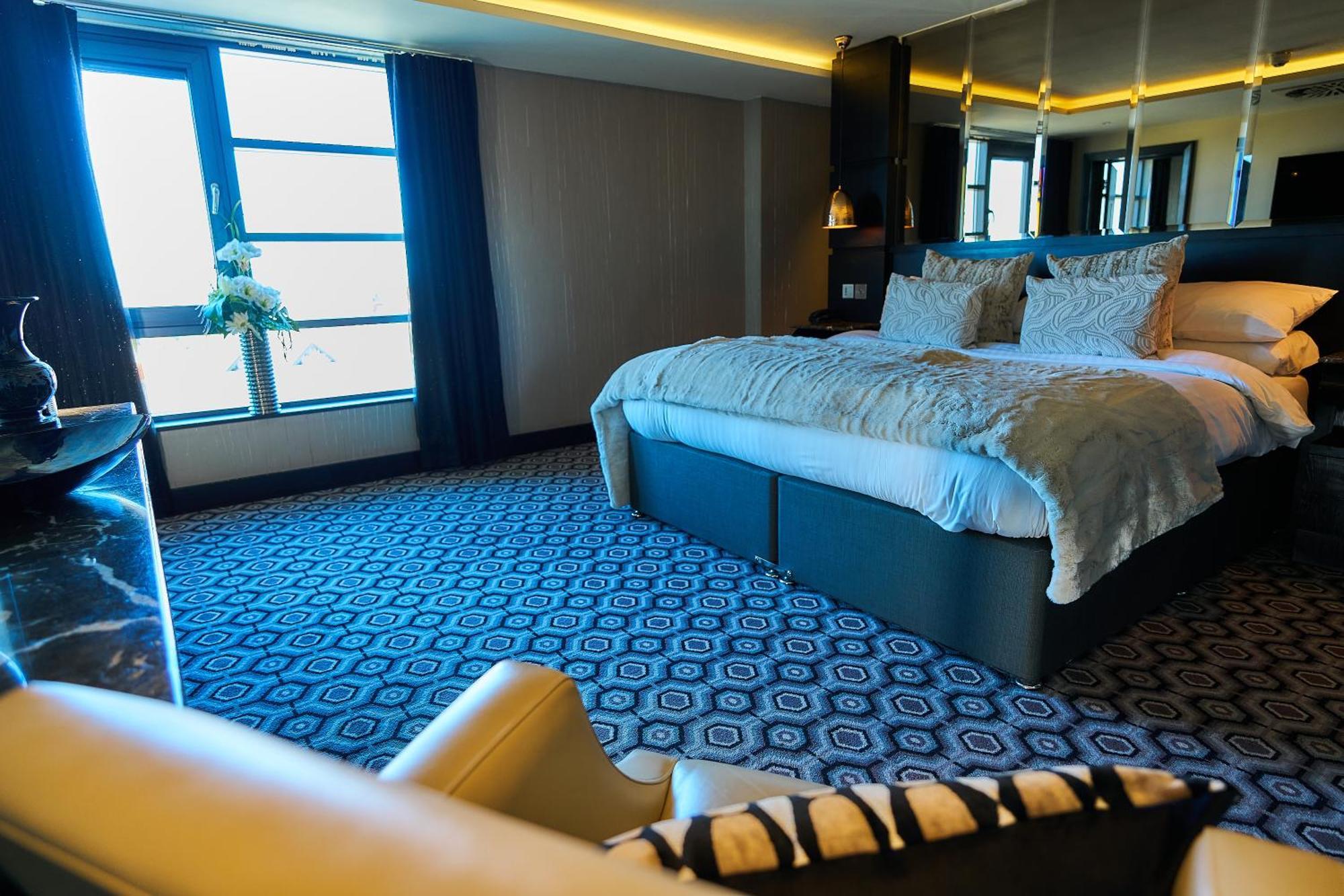 The Vincent Hotel Southport Luaran gambar