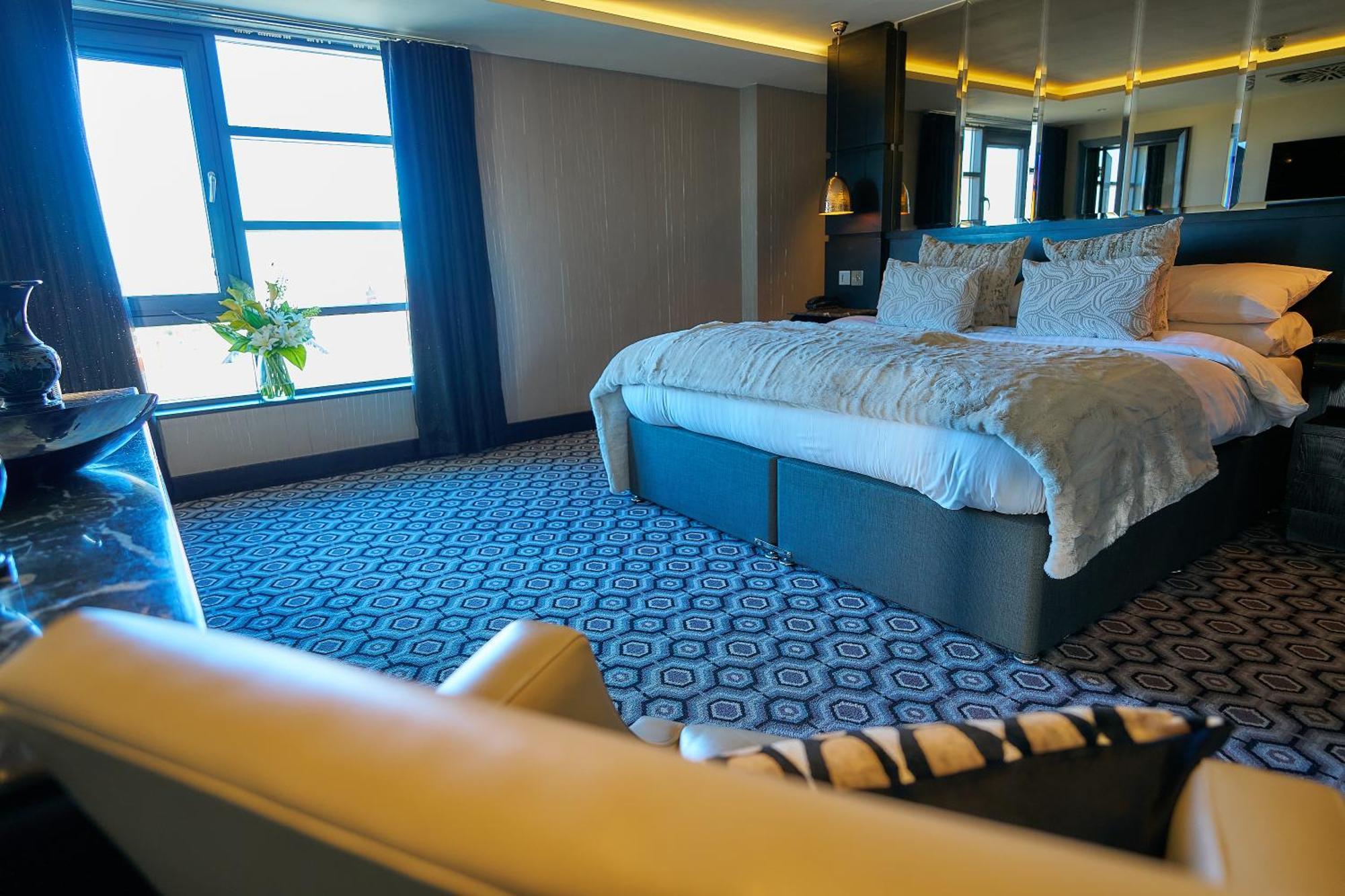 The Vincent Hotel Southport Luaran gambar